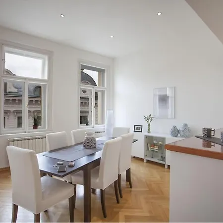Apartment Charles Bridge