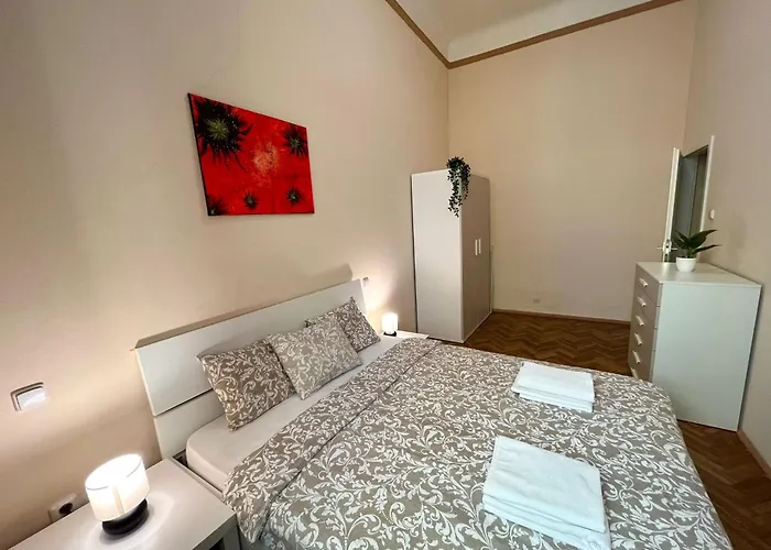Appartement Spacious 4br By Charles Bridge