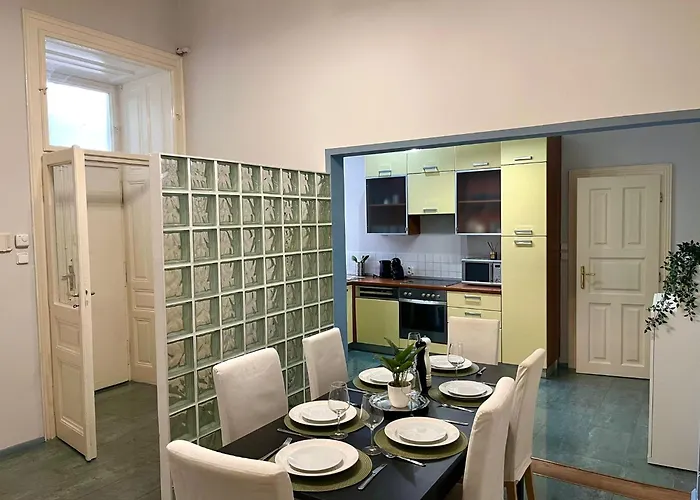 Appartement Spacious 4br By Charles Bridge