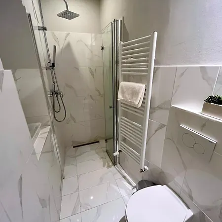 Apartamento Spacious 4br By Charles Bridge Praga