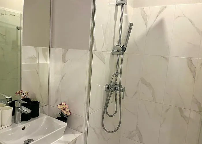 公寓 Spacious 4br By Charles Bridge *
