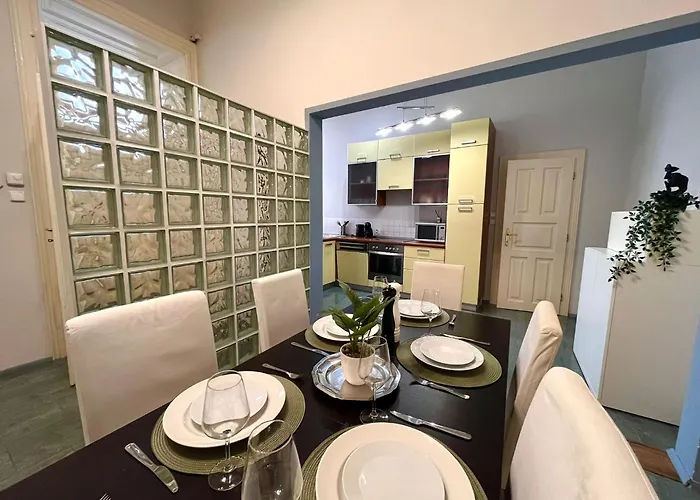公寓 Spacious 4br By Charles Bridge 布拉格