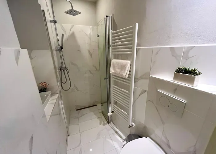 Spacious 4br By Charles Bridge 布拉格